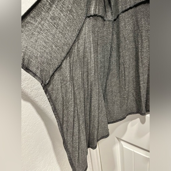 Cha Cha Vente Women’s Gray Sweater High Low Sweater Light Sweater Size M - Picture 3 of 4